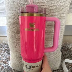 Stanley Pink and Gold Quencher H2.0 Tumbler with Pink Handle